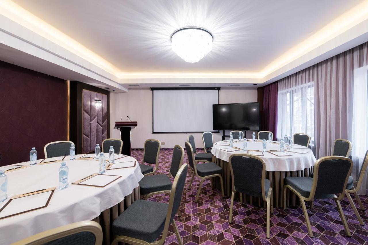 Orient Hotel Μπισκέκ Εξωτερικό φωτογραφία