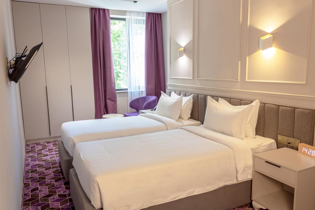 Orient Hotel Μπισκέκ Εξωτερικό φωτογραφία