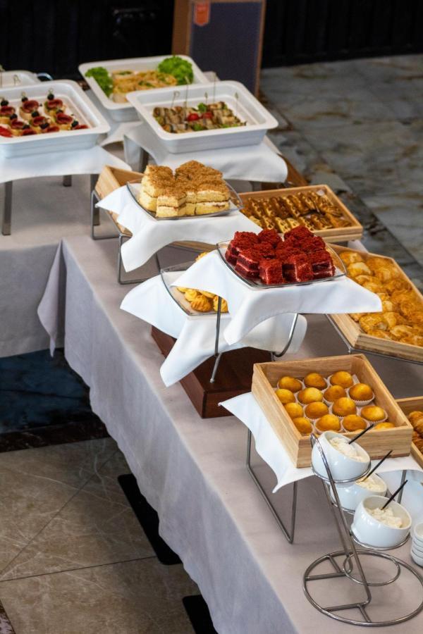 Orient Hotel Μπισκέκ Εξωτερικό φωτογραφία